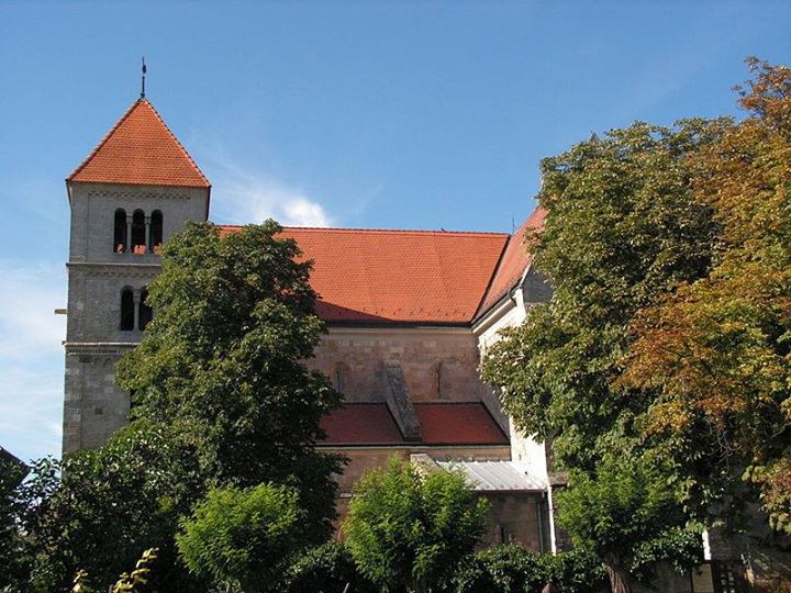 Ócsai Árpád-kori bazilika